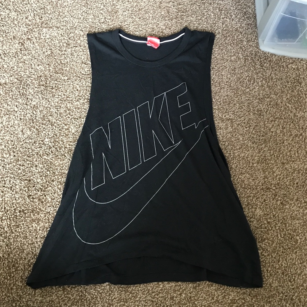 Nike tank